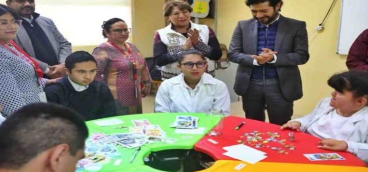 Gobernadora Delfina Gómez propone apoyo universal a personas con discapacidad en Edomex