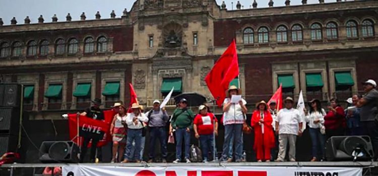 «Insuficiente e insatisfactorio» el aumento salarial a maestros: CNTE