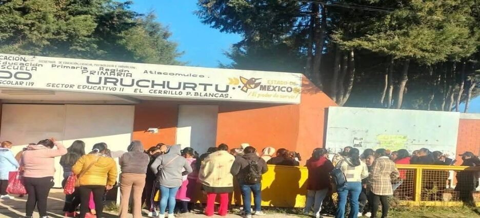 Exigen expulsión de maestros de primaria en Toluca por romance con madres