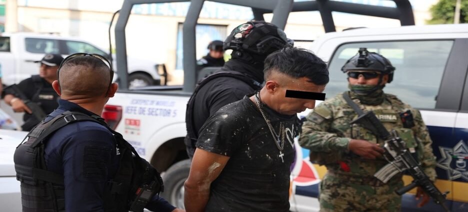 Detienen a presunto integrante de peligrosa célula criminal en Ecatepec